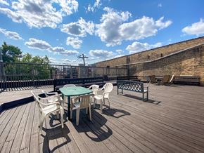 Chicago apartment for rent - Fullerton Lofts Sundeck