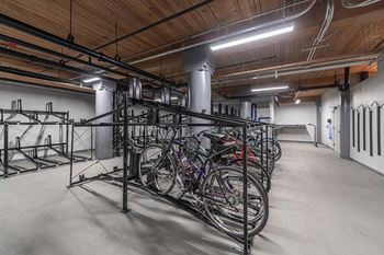 Lofts at river east apartments bike room