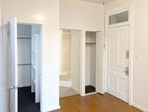 Chicago apartment for rent - North Flats Entryway