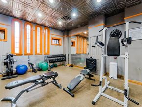Chicago apartment for rent - The Patricians Apartments Lincoln Park Chicago Gym Fitness Center