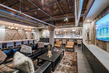 River east entertainment lounge