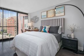 Chicago apartment for rent - 777 South State Bedroom