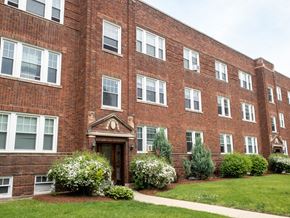 Chicago apartment for rent - Hamilton Place Exterior