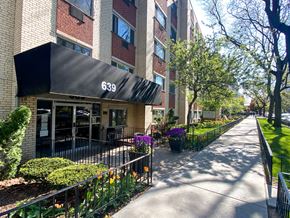 Chicago apartment for rent - Grace Shores Exterior