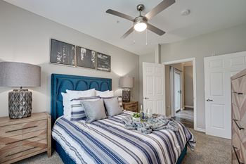 Bedroom with ceiling fan