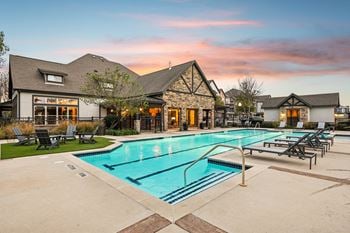 Swimming pool with lounge area