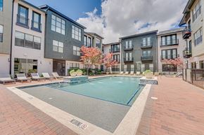Dallas apartment for rent - Resort style swimming pool with sundeck at The Barton Apartments, Dallas