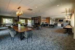 Wheeling apartment for rent - Foxboro Apartments clubhouse with a spacious dining area