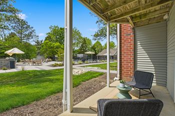 Scenic courtyard & pool views*