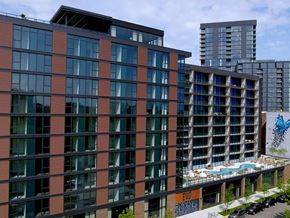 Chicago apartment for rent - A building with a pool on the roof.