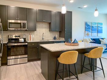 2Twenty2 - marble model - kitchen 3