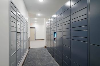 Mailboxes and package lockers