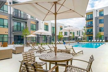 2Twenty2 - pool additional seating