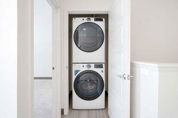 2-Bed suede th #145 - washer & dryer