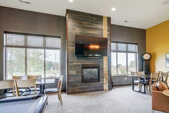 Clubhouse - tv lounge