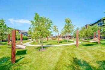 Amenities - hammock garden