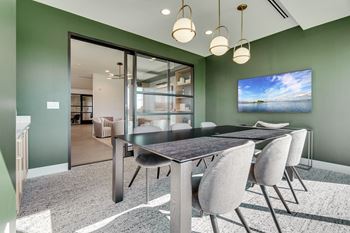 Aspire-at-cityplace-woodbury-mn-luxury-apartment-community-interior-amenity