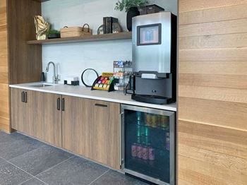 Brynwood - amenities - coffee bar