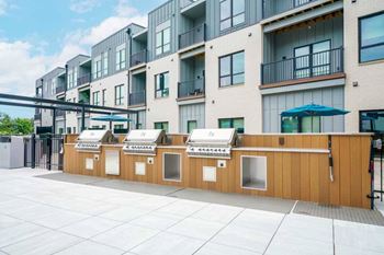 Amenities - grilling stations