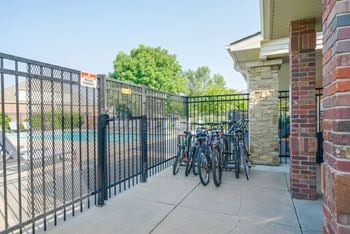 Fountain glen - pool - bike rack