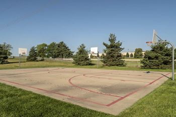 Highland view basketball court