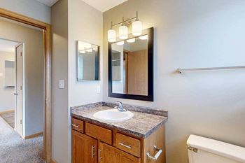 2-Bed sequoia (#264) - bathroom