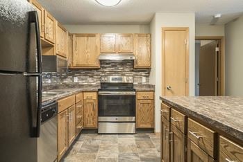 Cypress (#125) - kitchen