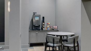 Midtown-crossing-1-bedroom-model-06252020_015321(1).Jpg