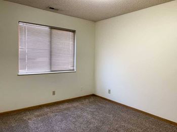 Three-bed montello loft (#29) - primary bedroom window