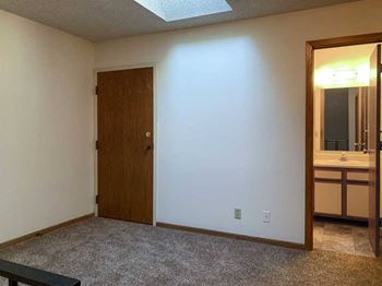 Three-bed montello loft (#29) - loft area bathroom