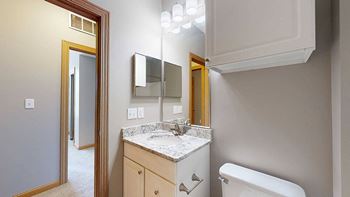 2-Bed blue jay #83 - hallway bathroom