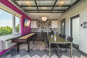 Minneapolis apartment for rent - Rooftop community room at The Central apartments near downtown Minneapolis MN 55408
