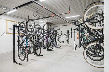 Amenities - bike locker