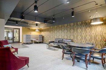 Amenities - pub room