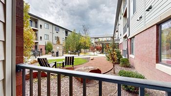 The conrad - two bed metz (#144) - up close view of the courtyard