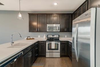 Abbott - 1 bedroom - #406