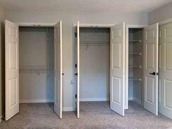 Bedroom closet of meadowlark 200