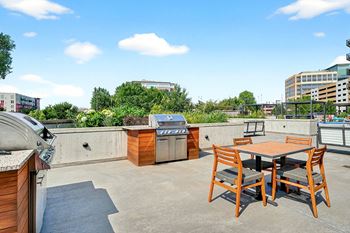 Amenities - grilling stations