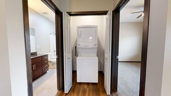 Grant - 1 bedroom - #123