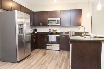 Yellowstone - 3 bedroom - espresso