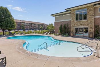 Amenities & exteriors