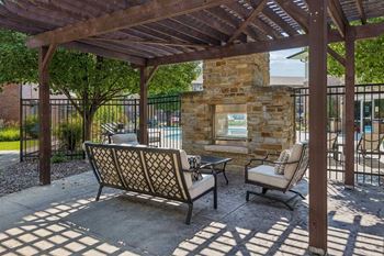 Amenities & exteriors