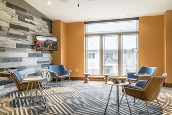 Exteriors-leasing lounge in the clubhouse