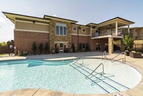 Omaha townhouse for rent - Resort-style pool at Villas of Omaha in northwest Omaha NE 68116