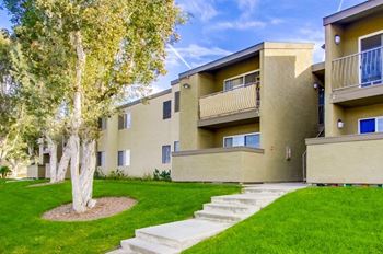 Private patio/balconies