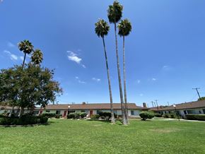 Anaheim apartment for rent - Orangewood Garden Apartment Homes in Anaheim