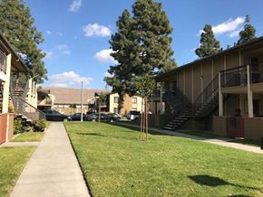 Fullerton apartment for rent - Greenbriar Woods Apartment Homes in Fullerton California.