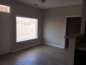 Clayton apartment for rent - Living Room
