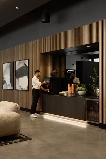 Complimentary coffee & tea bar