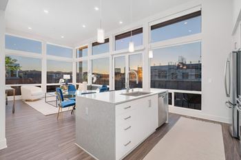 Large light-capturing windows